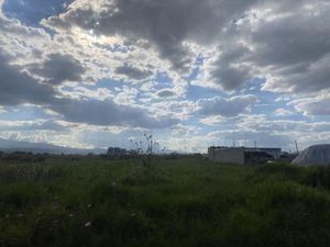 Terreno en Venta en San Miguel Totocuitlapilco Metepec