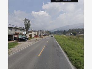 Terreno en Venta en San Miguel Ameyalco Lerma