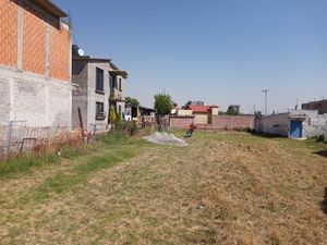 Terreno en Venta en San Miguel Totocuitlapilco Metepec