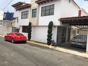 Casa en Venta en Morelos 2a Secc Toluca