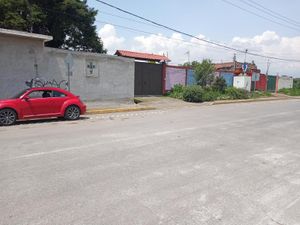 Terreno en Venta en San Miguel Totocuitlapilco Metepec