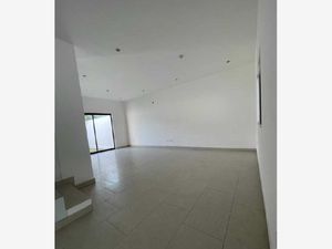 Casa en Venta en Altares Residencial Santiago