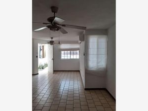 Casa en Venta en Colonial Cumbres Monterrey