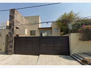 Casa en Venta en Lomas de Tecamachalco Naucalpan de Juárez