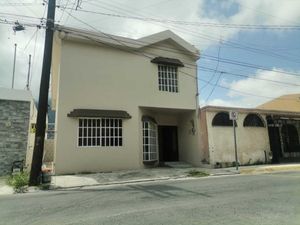 Casa en Venta en Rincón de la Primavera Monterrey