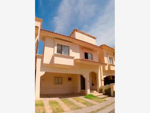 Casa en Venta en Villa California Tlajomulco de Zúñiga