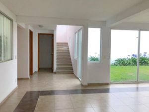 Casa en Renta en San Salvador Tizatlalli Metepec