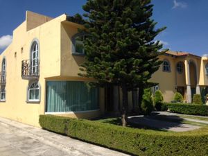 Casa en Renta en Villas Country Metepec