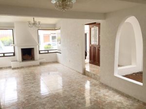 Casa en Venta en La Virgen Metepec