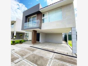 Casa en Venta en La Providencia Metepec