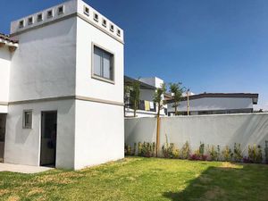 Casa en Renta en San Miguel Totocuitlapilco Metepec