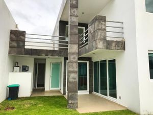 Casa en Renta en La Providencia Metepec