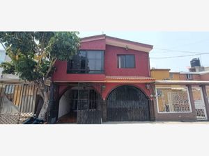 Casa en Venta en Valle de Aragón 3ra Sección Oriente Ecatepec de Morelos