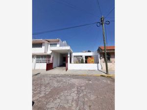 Casa en Venta en Arboledas de Loma Bella Puebla