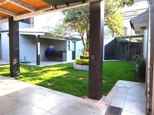 Casa en Venta en Corredor Comercial Desarrollo Atlixcayotl Puebla