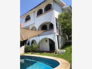 Casa en Venta en Club de Golf Santa Fe Xochitepec