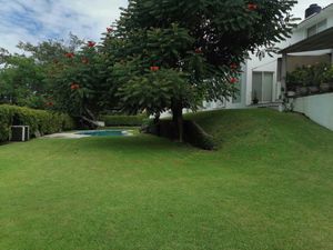 Casa en Venta en Burgos Bugambilias Temixco