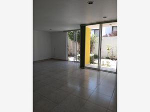 Casa en Renta en Residencial el Refugio Querétaro