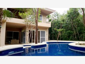 Casa en Venta en Puerto Aventuras Solidaridad