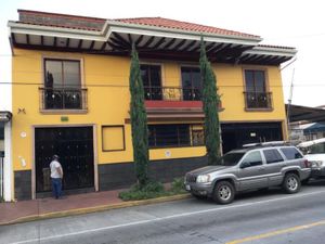 Casa en venta en Conocido 001, Uruapan Michoacan, Uruapan, Michoacán de  Ocampo.