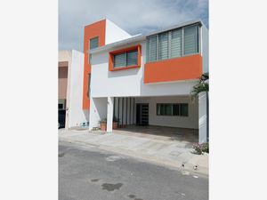 Casa en Venta en Lomas del Sol Alvarado