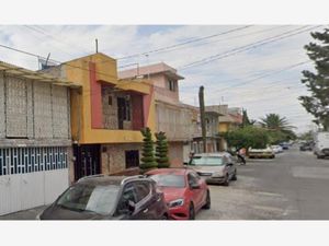 Casa en Venta en La Perla Nezahualcóyotl