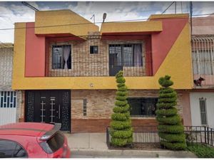 Casa en Venta en La Perla Nezahualcóyotl