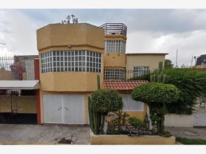 Casa en Venta en Culhuacán CTM Sección V Coyoacán