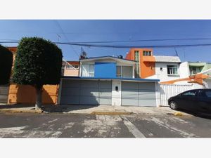 Casa en Venta en Residencial Villa Coapa Tlalpan