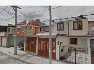 Casa en Venta en Paseos Santín Toluca