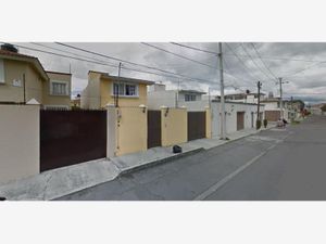 Casa en Venta en San Jeronimo Chicahualco Metepec