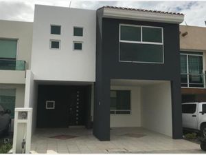 Casa en Venta en Lomas del Valle Puebla