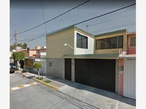 Casa en Venta en Hacienda de Echegaray Naucalpan de Juárez