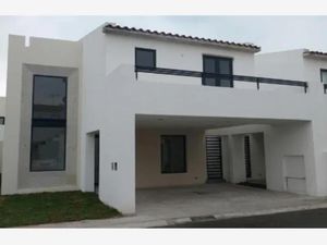 Casa en Venta en Llano Grande (El Salitre) Metepec