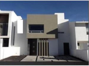 Casa en Venta en Colinas de Juriquilla Querétaro