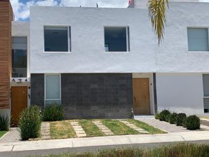 Casa en Renta en Juriquilla Santa Fe Querétaro