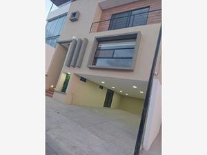 Casa en Venta en Cumbres del Lago Querétaro