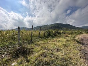 Terreno en venta a la salida a Mil Cumbres, Morelia, Michoacan