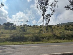 Terreno en venta a la salida a mil cumbres , Morelia, Mich