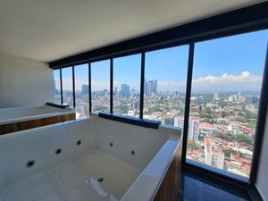 SUITE DE OPORTUNIDAD CON VISTA AL CASTILLO DE CHAPULTEPEC!