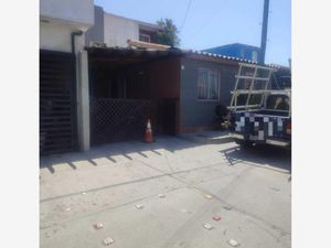 Casa en Venta en Villas del Dorado Tijuana