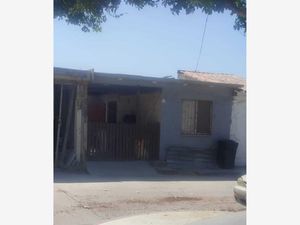 Casa en Venta en Villas del Dorado Tijuana