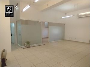 Oficina en Venta en Colinas del Parque Querétaro