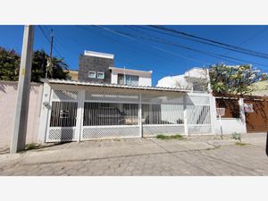 Casa en Venta en El Pueblito Centro Corregidora