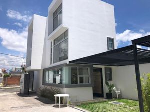 Casa en Venta en A 4 MIN DE LA LAGUNA DE SAN BALTAZAR Puebla