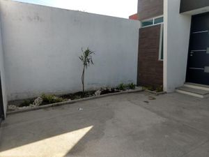 Casa en Venta en Villas del Refugio Puebla