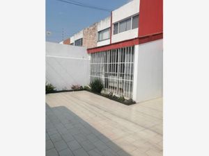 Casa en Venta en Prados Agua Azul Puebla