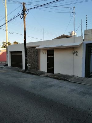 Casa en venta en Zacatal 1, Camaroneros, Ciudad del Carmen, Municipio de  Carmen, Camp., 24169.