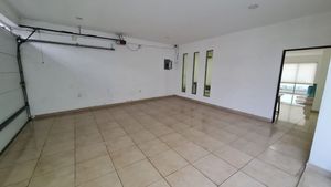 CASA EN VENTA. MINIMALISTA. ZONA CENTRO. CARMEN, CAMPECHE.