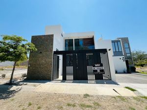 Casa en Venta en Albaterra Residencial Colima